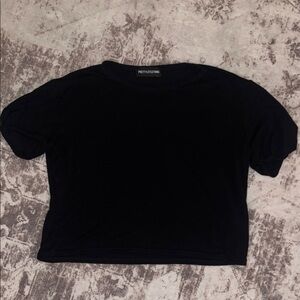 PrettyLittleThing Crop top